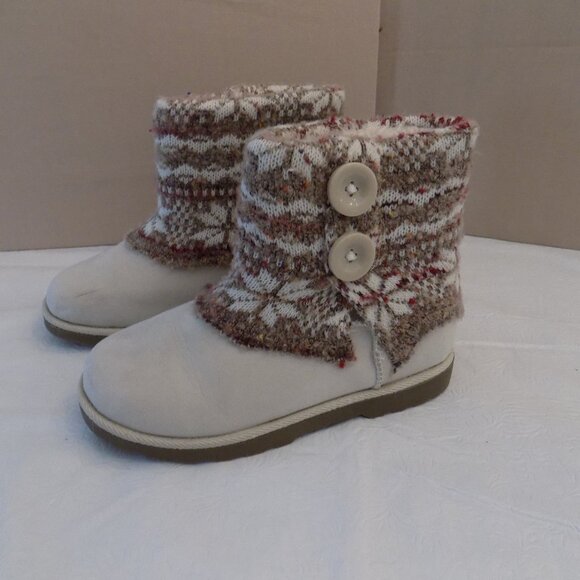 Makalu 6 Fair Isle Sweater Boots Fur Lined Big Button Trim Faux Shearling Suede - Picture 2 of 7